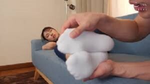 生活の匂いと、白い足元